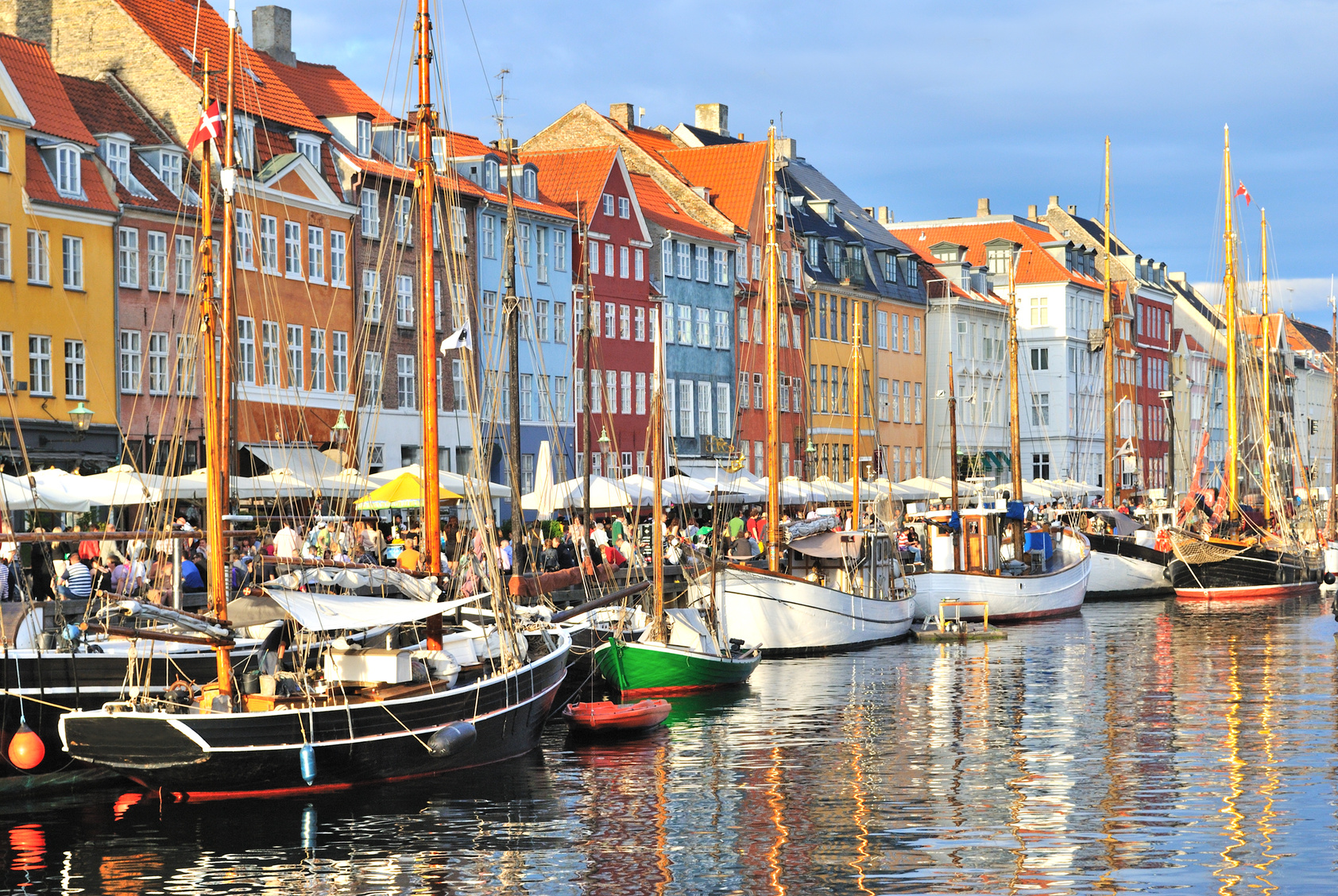 Copenhagen,  Nyhavn harbor