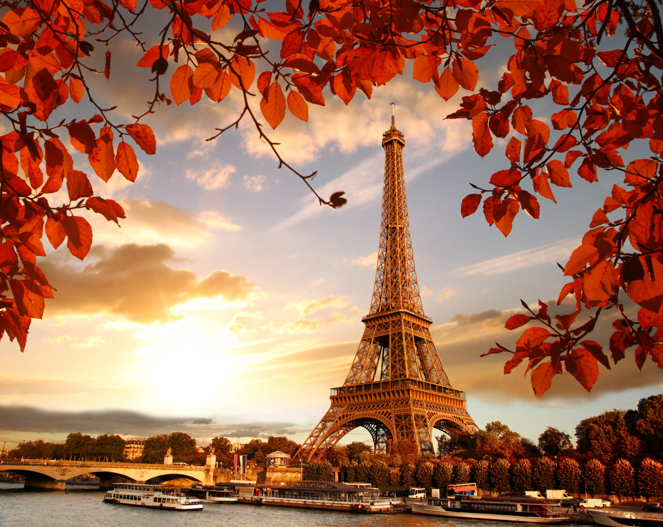 Paris Eiffel Tower Globetrender