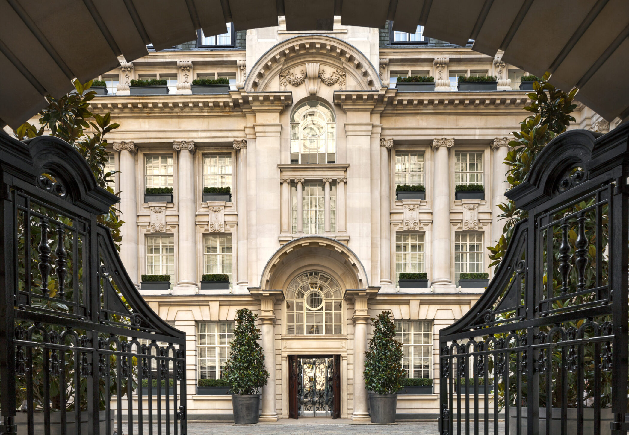 Rosewood London, exterior