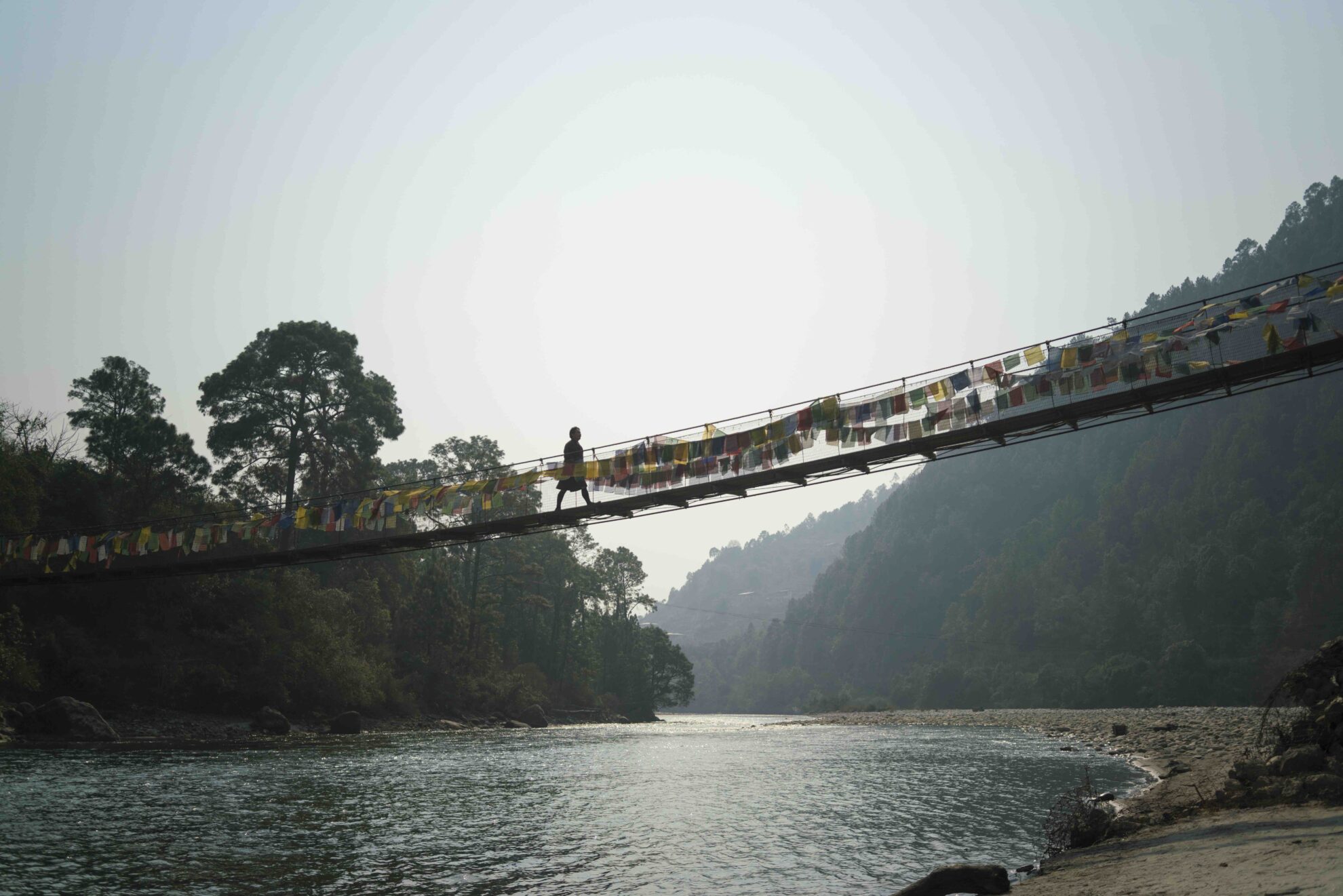 Amankora, Bhutan – Pondok Punakha, jembatan gantung pondok Sungai Mo Chhu
