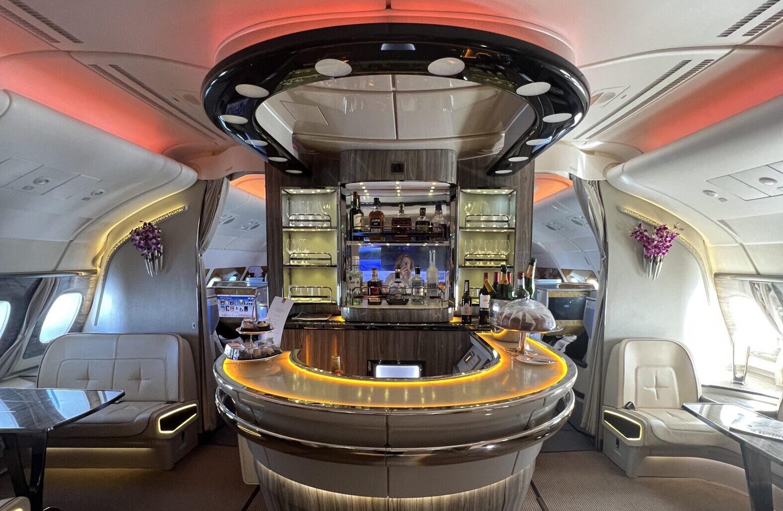 Emirates business class bar