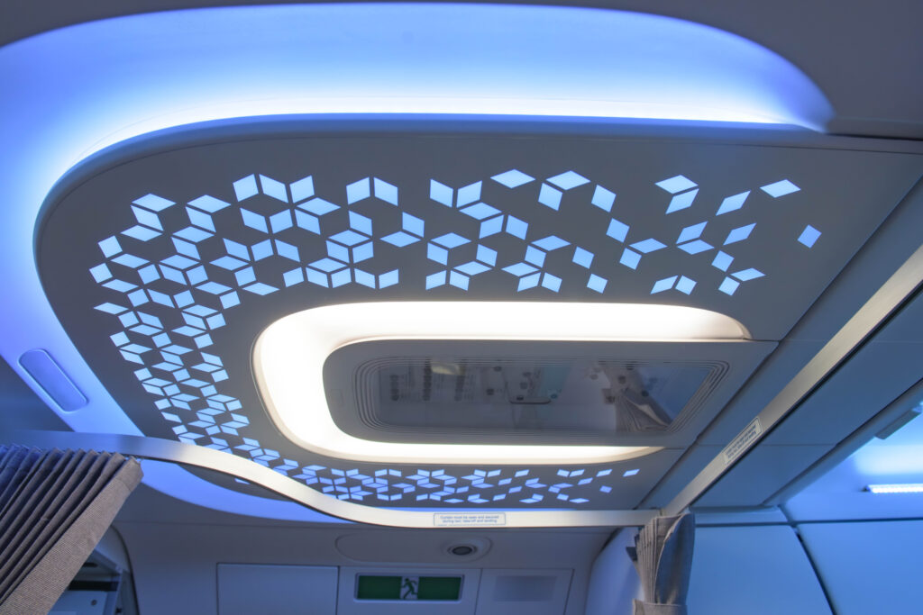 Tap Portugal XL bins