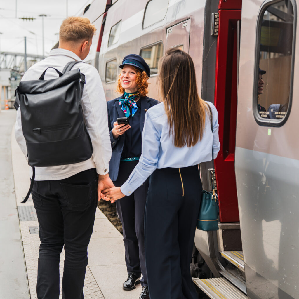 Eurostar new uniform