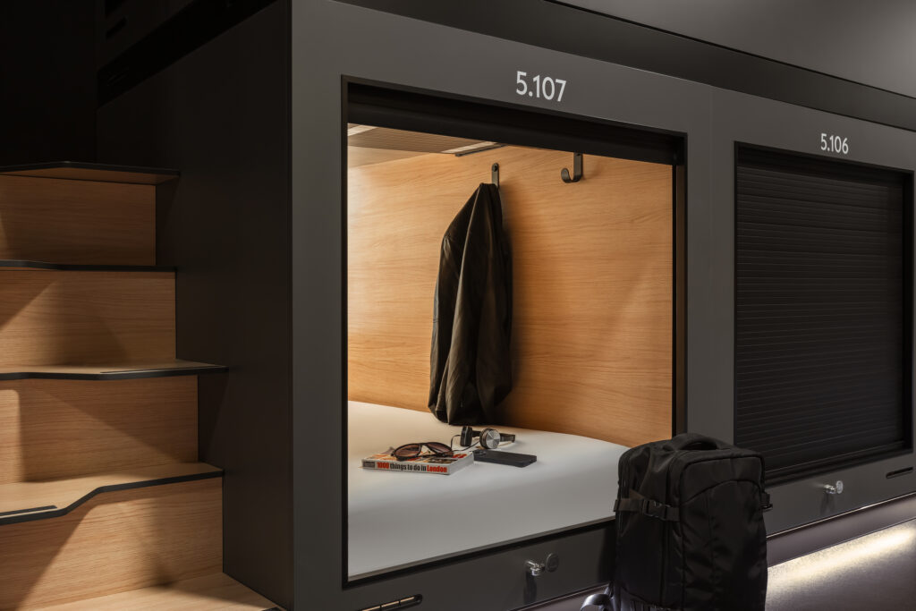 Zedwell capsule hotel