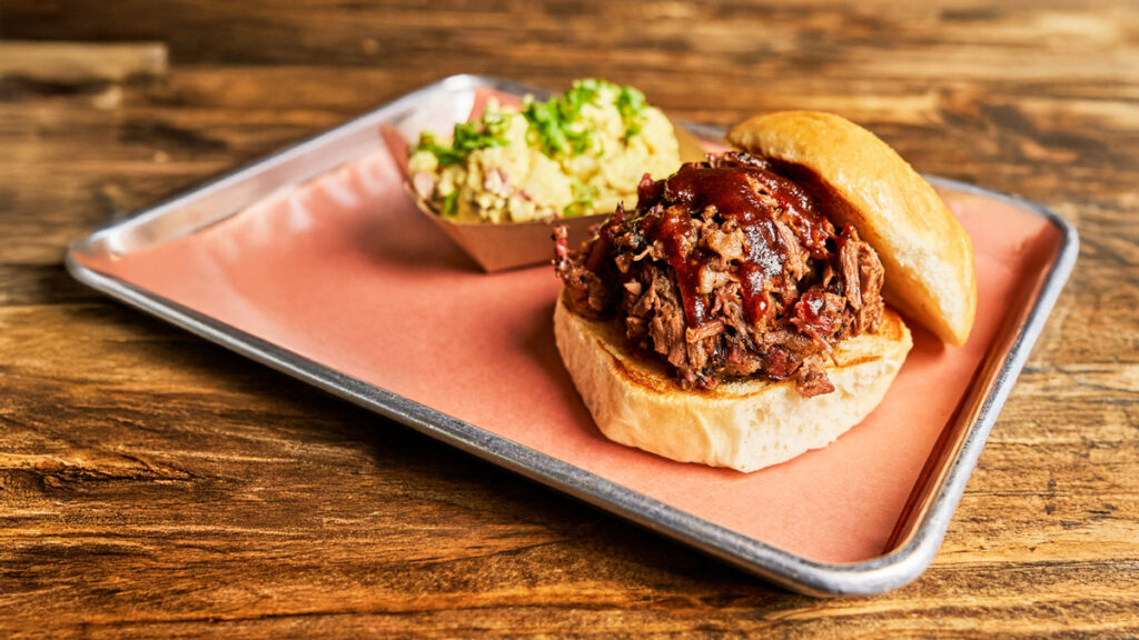 American Airlines to serve Texas barbecue on select flights