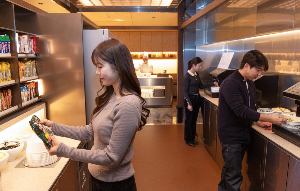 ICN Prestige East (Left) Lounge, Korean Air