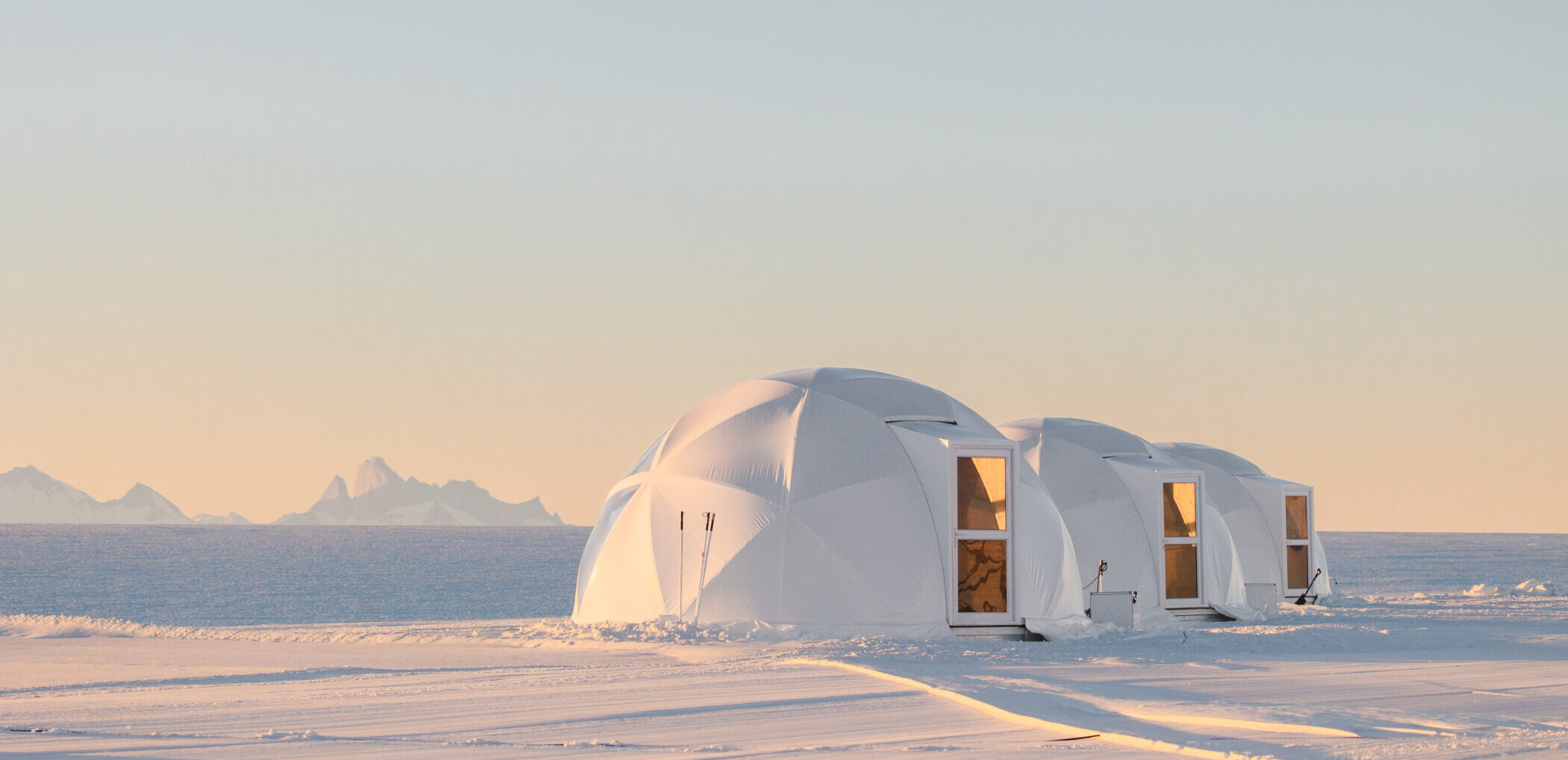 White Desert Explorer camp