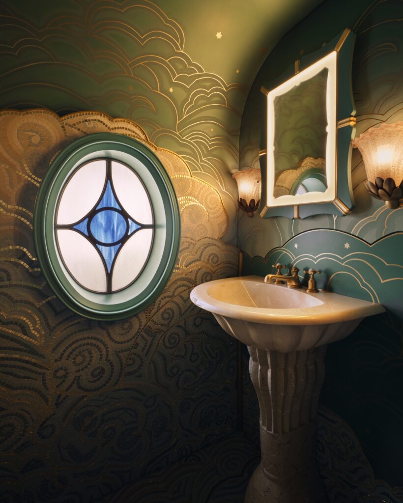 Belmond unveils Baz Luhrman train carriage