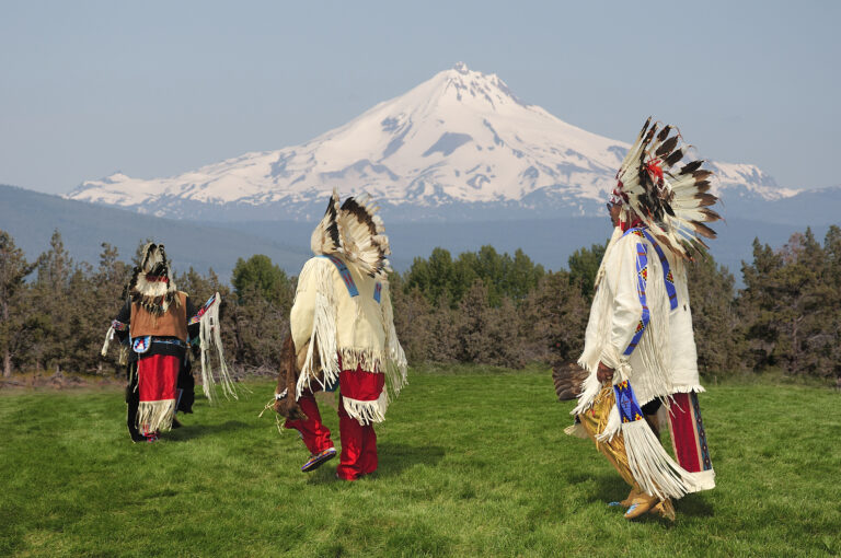 Indigenous tribes shape Oregon travel guide