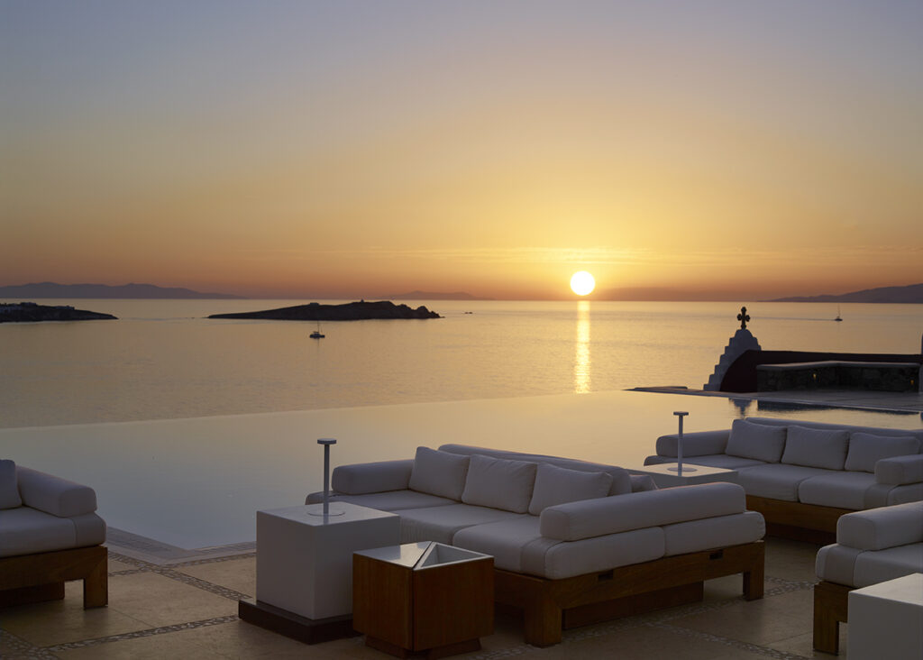 SUNSET LOUNGE - BILL&COO MYKONOS 011